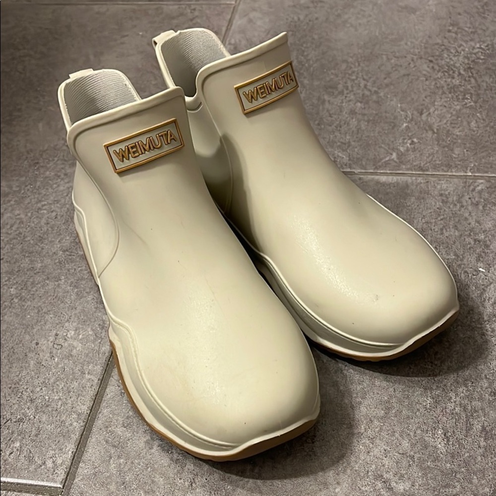 Women's Cream Winter & Rain Boots